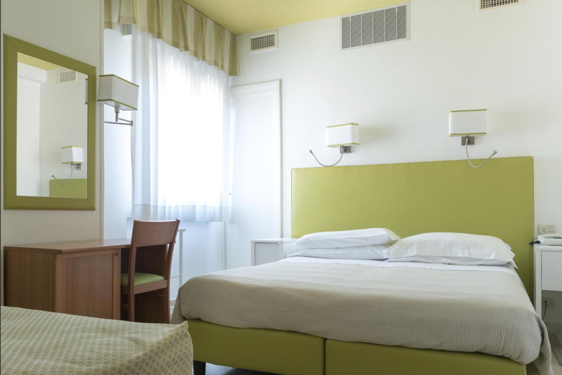 Hotel Giulio Cesare チンカレ エクステリア 写真