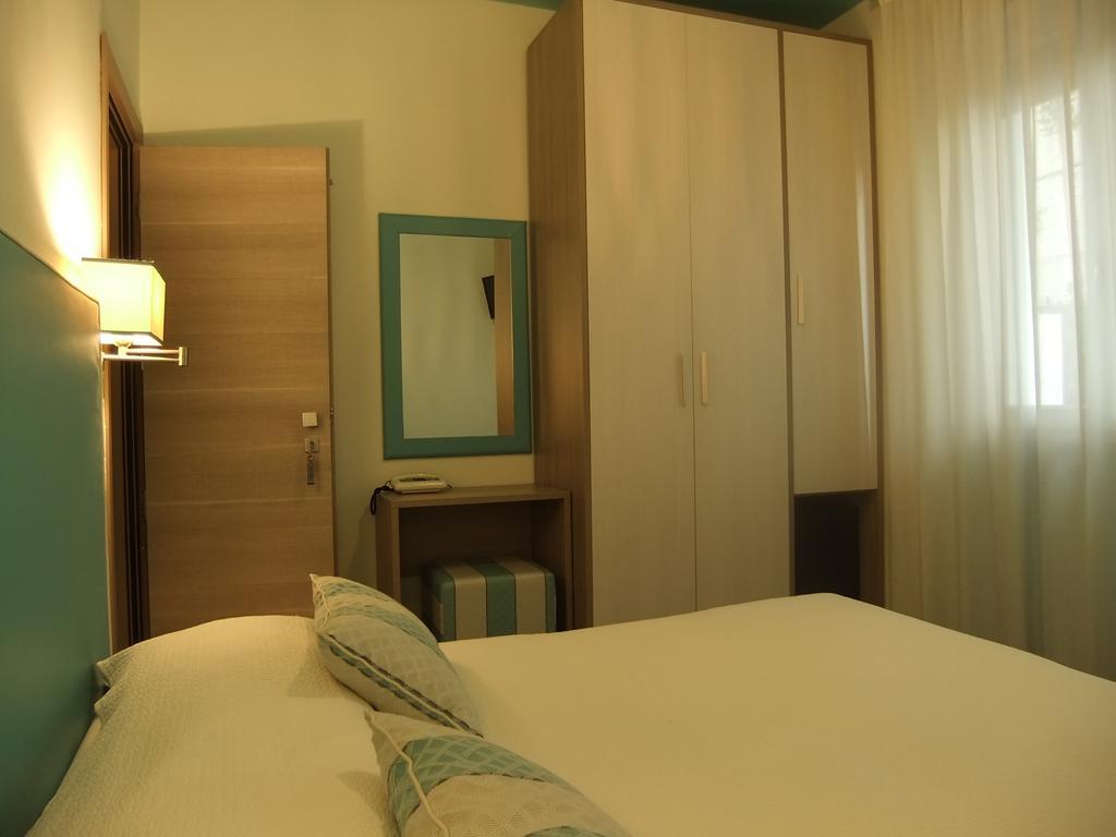 Hotel Giulio Cesare チンカレ エクステリア 写真